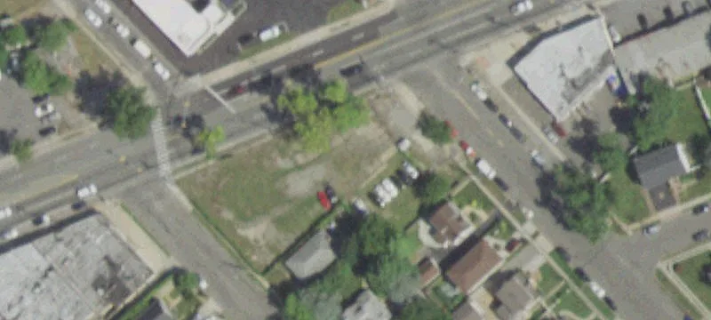 940 Old Country Rd