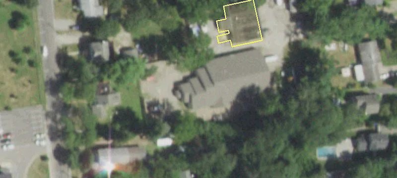 367 Bay Ave