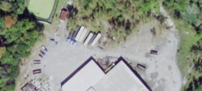 11 Henry Henning Dr