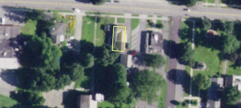 27 Main St