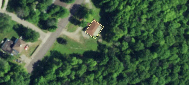 8003 Lk Shr Rd