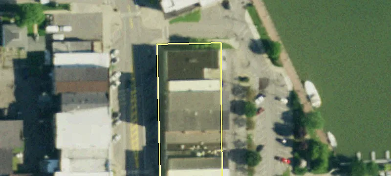 415 Main St