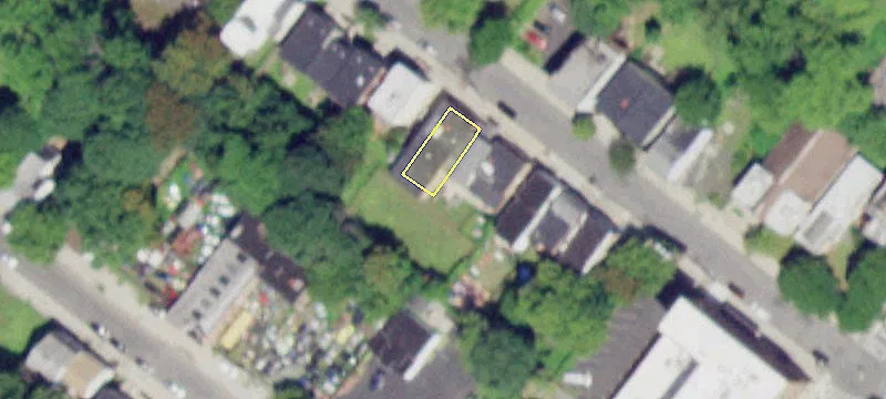 76 2nd St