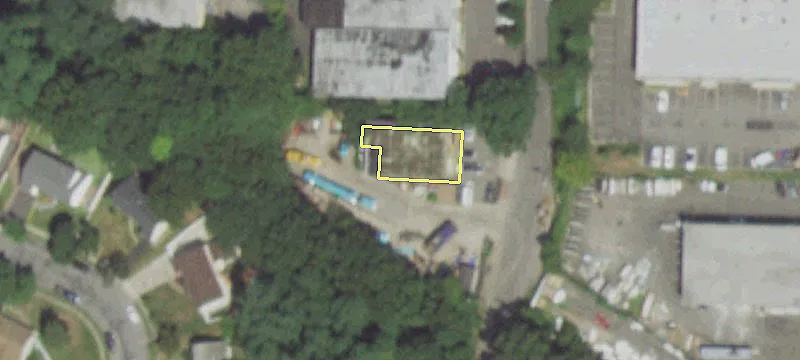 240 Gibbs Rd