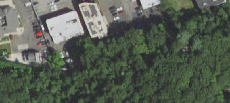 144 Woodbury Rd