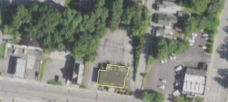 825 Main St
