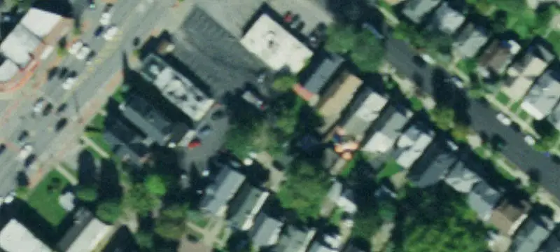 3205 Main St