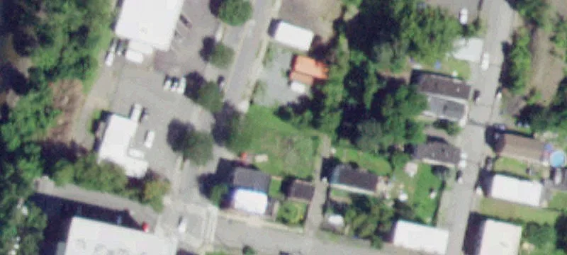 632 Riv St