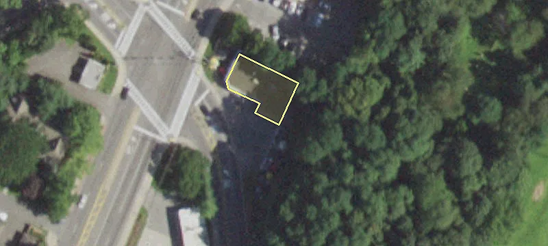 600 Central Park Ave