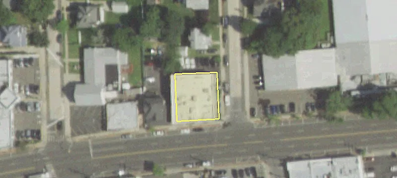 185 Merrick Rd
