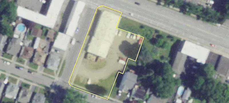 398 Commercial St