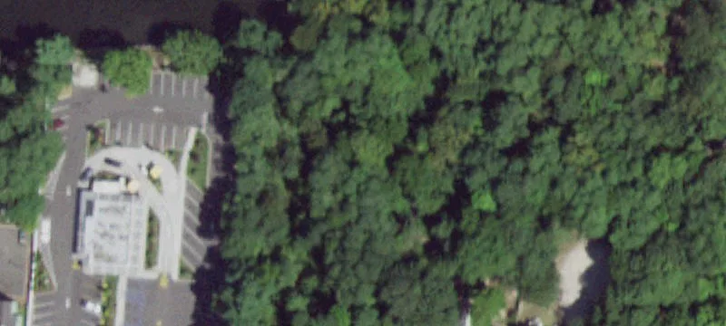 62 Flanders Blvd