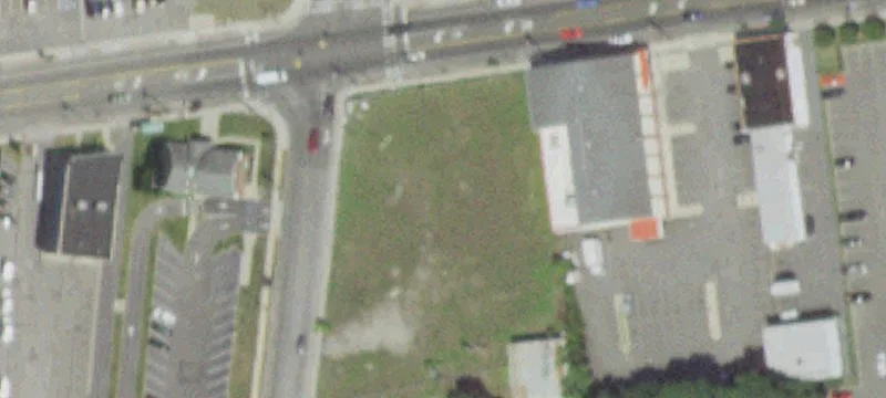 400 Main St
