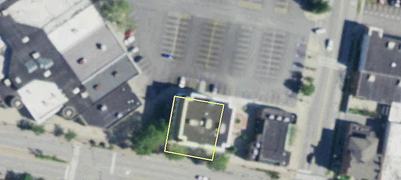 90 Main St