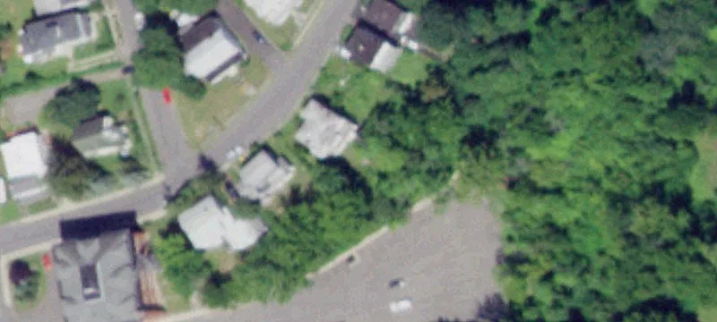 40 Thompson St