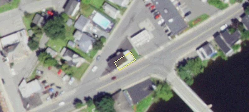 769 Hudson Ave