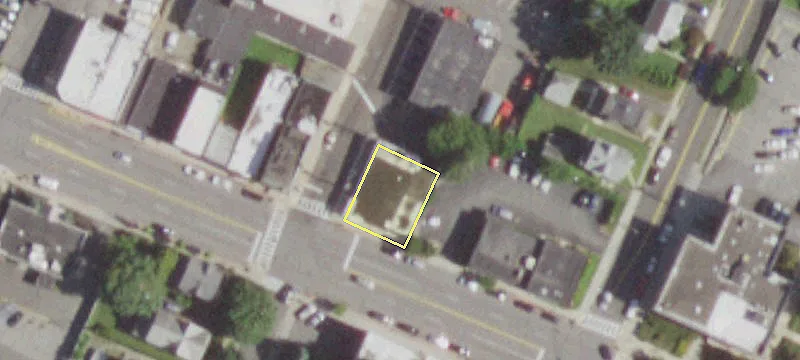 35 Main St