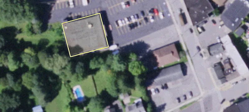 9 Eaton St