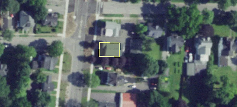 606 Main St