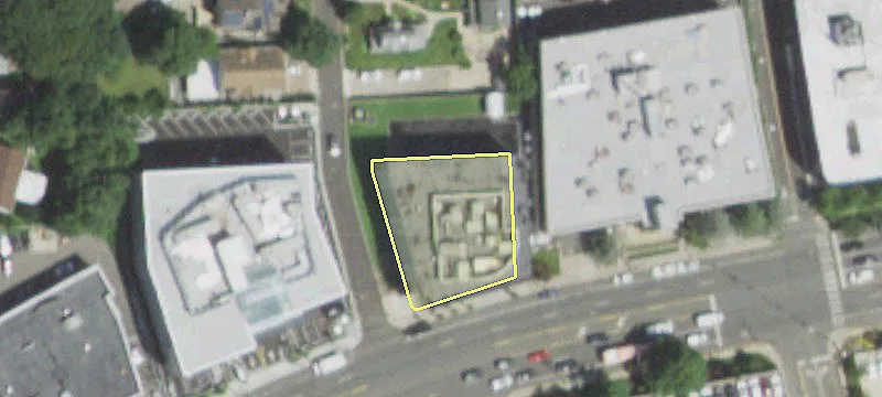 825 Northern Blvd