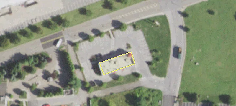 59 Merritt Blvd