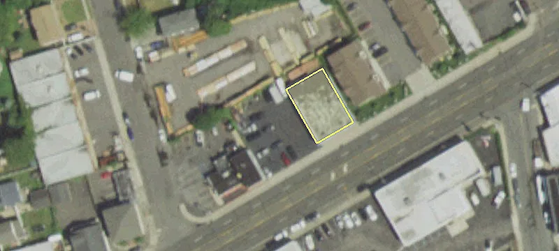 210 Montauk Hwy