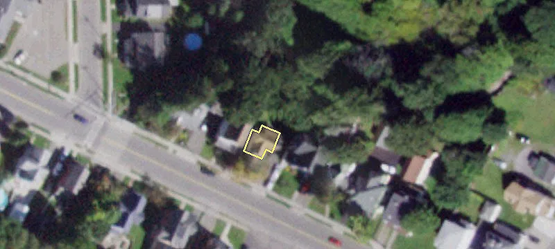 123 Main St
