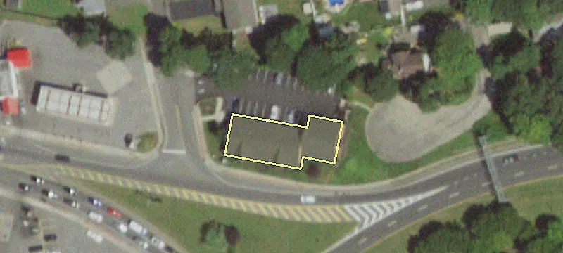 160 Howells Rd