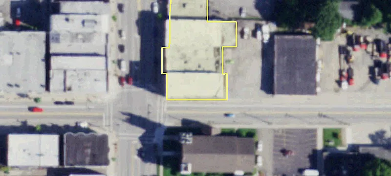 48 Main St