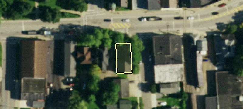 296 Main St