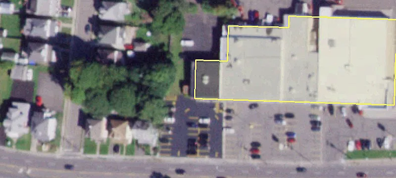 639 Main St