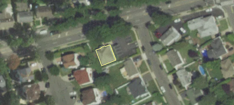 545 Old Country Rd