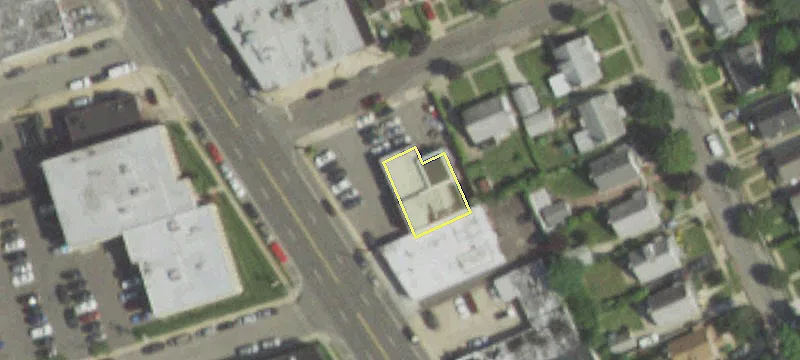 202 Herricks Rd