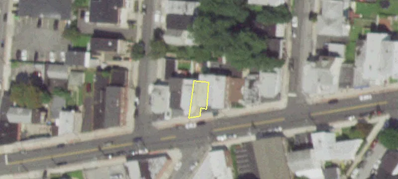 21 Lockwood Ave