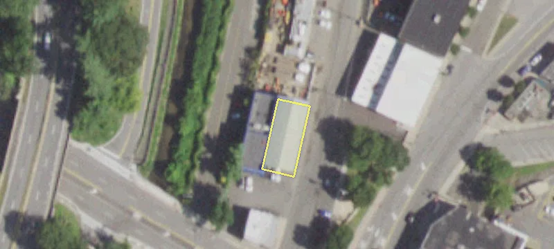 11 Vreeland Ave