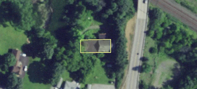 1216 Main St