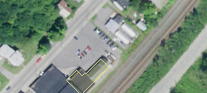 471 Main St