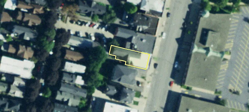 888 Main St