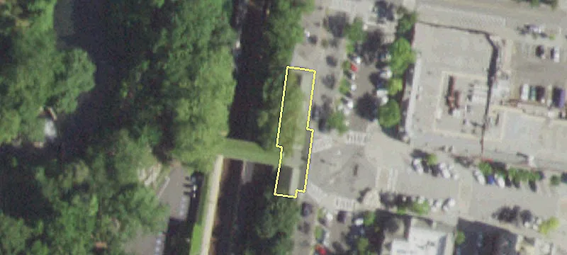 51 Pkwy Parkway