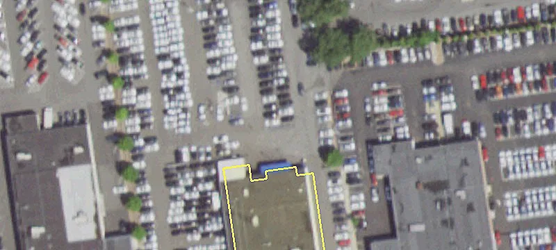 599 Main St