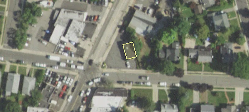 75 Seaman Ave