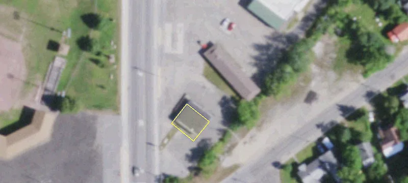 8 Demars Blvd