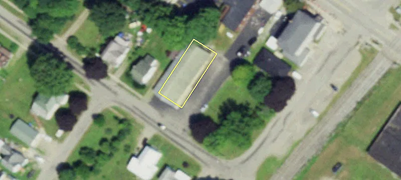 122 Oak St