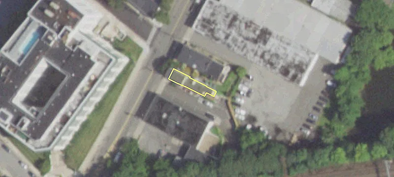 319 Main St