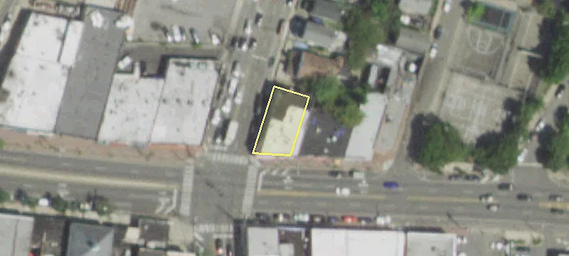 484-488 Hempstead Tpke