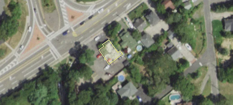 4 Montauk Hwy