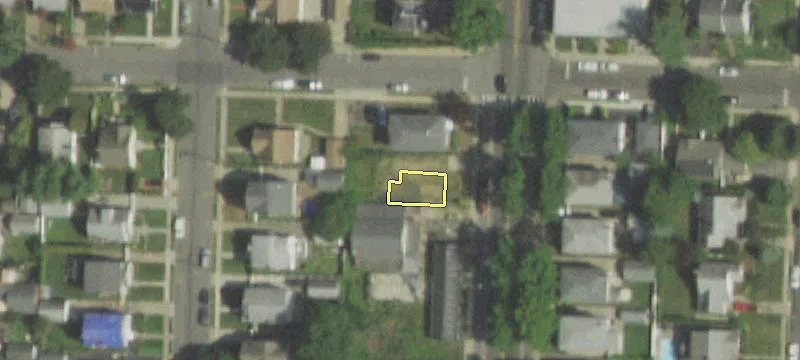 211 Nassau Blvd