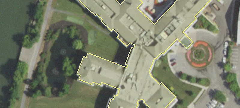 100 Lndg Rd