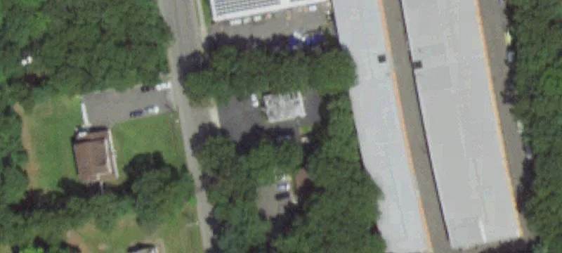 39 Radio Ave