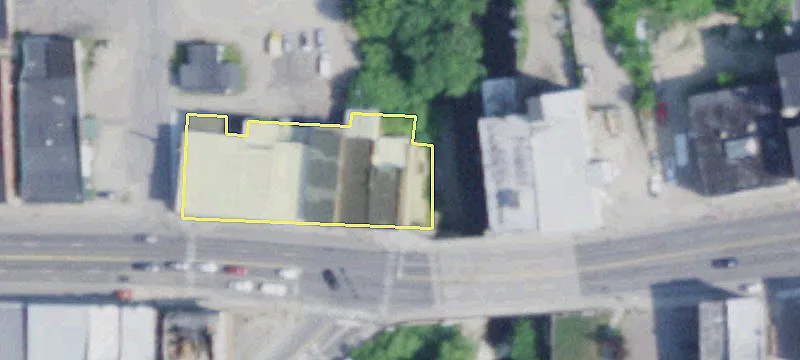 393 Main St